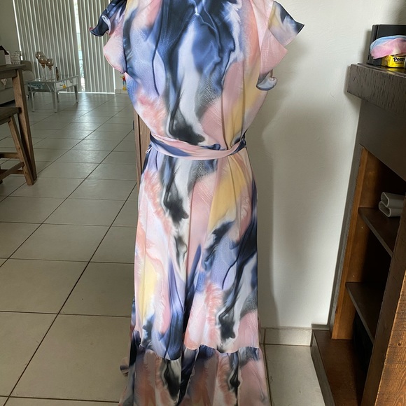 Bar III SUNSET MAXI DRESS. - Picture 2 of 3